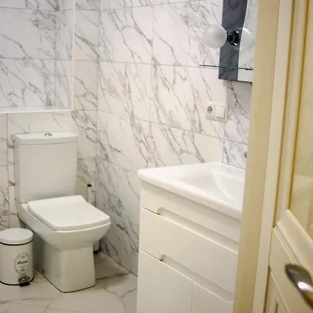 Aqua Apartment *