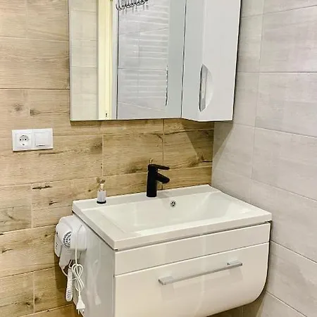 Apartment Aqua Shaian